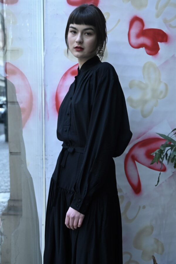 Black silk skirt - Image 4